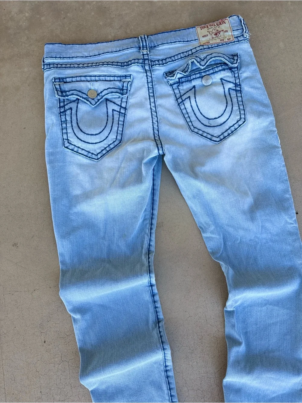 True Religion Rocco Relaxed Skinny Jeans Size 42 Light Wash